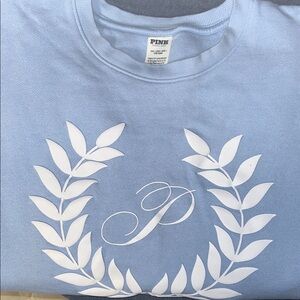 Women’s sweatshirt